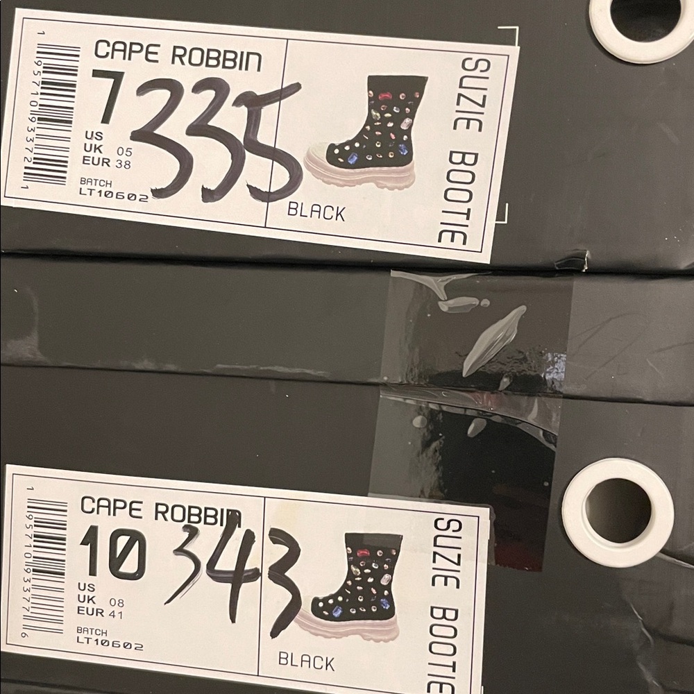 •CAPE ROBBIN• “Suzie” Chunky Sole Rhinestone Gem Sock Booties // NIB - Picture 13 of 16